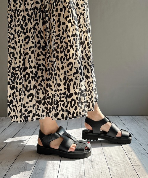 Noubel Voug Relax（ヌーベルヴォーグリラックス）の「ローヒールグルカサンダル（サンダル・レディース・アイボリー/ブラック・LL/S/L/M）」の12枚目の写真