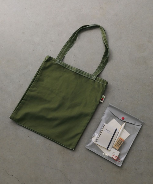 FRUIT OF THE LOOM(フルーツオブザルーム)の「【FRUIT OF THE LOOM】BASIC PARTITION TOTE/トートバッグ(トートバッグ・メンズ・レンガ/ブラック/オフホワイト/グリーン/カーキ/ネイビー/イエロー/ブルーグレー/グレー/ブラウン/ベージュ/ピンク・FREE)」の7枚目の写真