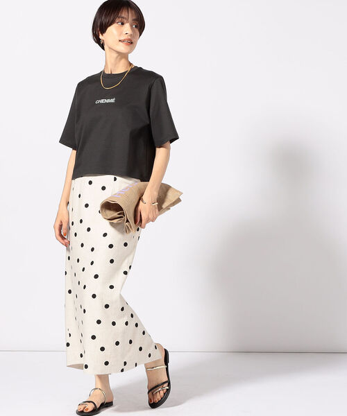 NOLLEY’S Sophi(ノーリーズソフィ)の「ショート丈ロゴTシャツ(Tシャツ/カットソー・レディース・ホワイト系その他4/オフホワイト/チャコールグレー・38)」の10枚目の写真