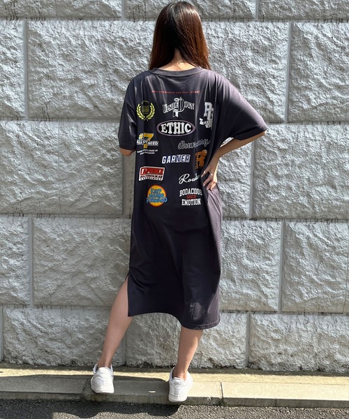 GLAMOROUS JANE(グラマラスジェーン)の「ワッペンバックプリントTシャツワンピース(ワンピース・レディース・杢グレー/カーキ/チャコールグレー/ブラック・FREE)」の3枚目の写真