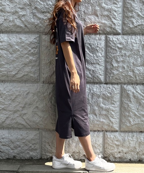 GLAMOROUS JANE(グラマラスジェーン)の「ワッペンバックプリントTシャツワンピース(ワンピース・レディース・杢グレー/カーキ/チャコールグレー/ブラック・FREE)」の16枚目の写真