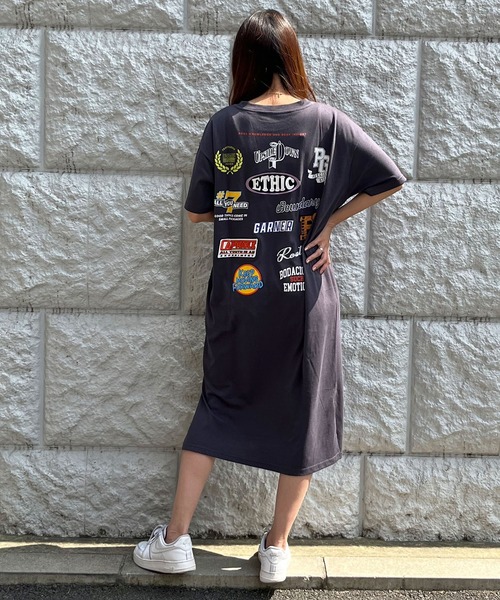 GLAMOROUS JANE(グラマラスジェーン)の「ワッペンバックプリントTシャツワンピース(ワンピース・レディース・杢グレー/カーキ/チャコールグレー/ブラック・FREE)」の20枚目の写真