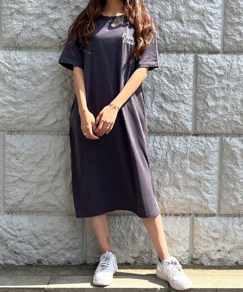 GLAMOROUS JANE(グラマラスジェーン)の「ワッペンバックプリントTシャツワンピース(ワンピース・レディース・杢グレー/カーキ/チャコールグレー/ブラック・FREE)」の21枚目の写真