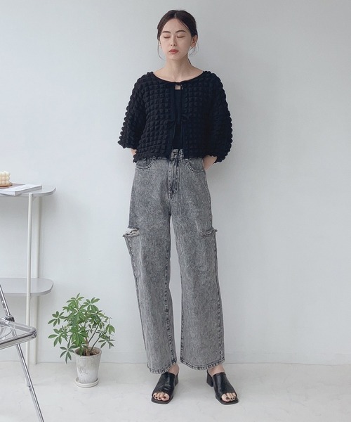 AS KNOW AS plus（アズノゥアズプラス）の「〇サイドスリットダメージデニムパンツ（デニムパンツ・レディース・サックスブルー/ケミカルウォッシュ/ブラック系/グレー系/サックスブルー系・FREE）」の8枚目の写真