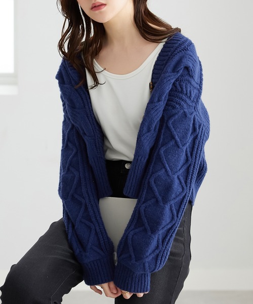 CHAN ME（チャンミ）の「【吸湿発熱・静電気防止・抗菌防臭】あったか裏起毛トップス(Uネック)（Tシャツ/カットソー・レディース・ホワイト/ベージュ/ブラック/チャコール・LARGE/MEDIUM/X-LARGE）」の5枚目の写真