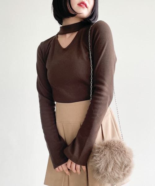 Heather(ヘザー)の「フロントカットアウトプルオーバー 980805(Tシャツ/カットソー・レディース・ブラウン/アイボリー/ブラック・FREE)」の1枚目の写真
