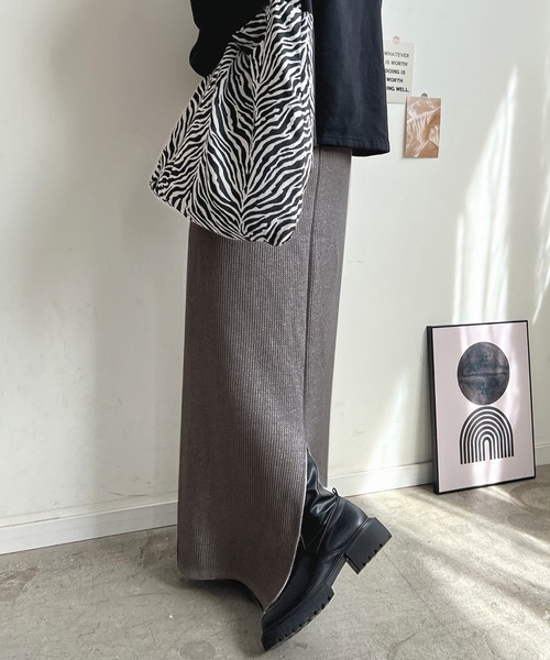Futier land（フューティアランド）の「【新色追加】まるで毛布！裏起毛ニットロングスカート（スカート・レディース・ブラック/オレンジ/ブルー/杢グレー/アイボリー/ライトグレー/チャコールグレー/マスタード/グリーン・FREE/SHORT）」の6枚目の写真