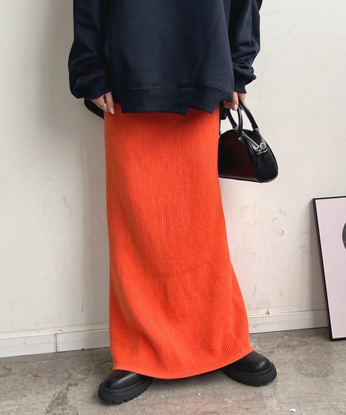 Futier land（フューティアランド）の「【新色追加】まるで毛布！裏起毛ニットロングスカート（スカート・レディース・ブラック/オレンジ/ブルー/杢グレー/アイボリー/ライトグレー/チャコールグレー/マスタード/グリーン・FREE/SHORT）」の10枚目の写真