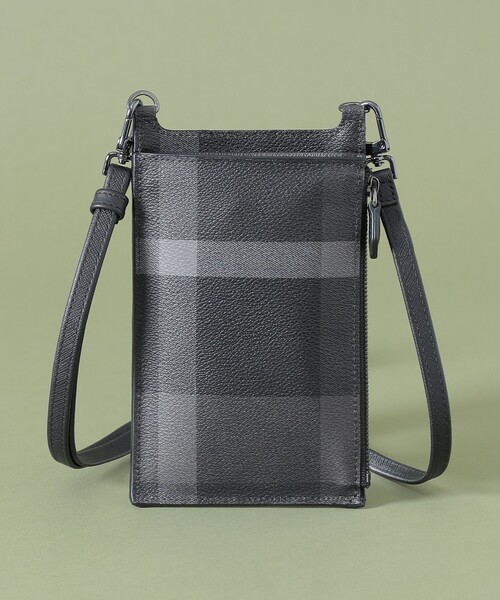 BLACK LABEL CRESTBRIDGE(ブラックレーベル・クレストブリッジ)の「【WEB限定】クレストブリッジチェックPVCスマートフォンショルダーケース(スマホケース/カバー・メンズ・ベージュ系その他7/ブラック・FREE)」の5枚目の写真