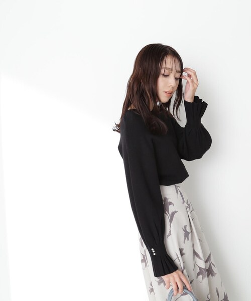 NATURAL BEAUTY BASIC(ナチュラルビューティーベーシック)の「◇パールタックスリーブニット(ニット/セーター・レディース・ピンク/ブラック/オフホワイト・FREE)」の10枚目の写真