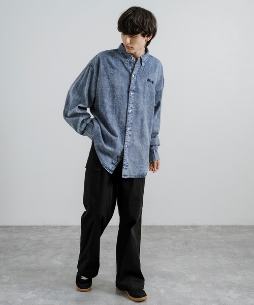 Rocky Monroe（ロッキーモンロー）の「オーバーサイズ 6ozデニム ワンポイント刺繍ルーズシャツ（シャツ/ブラウス・メンズ・ブラック/ライトブラック/ケミカルウォッシュ・M/L）」の15枚目の写真