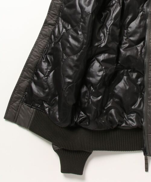 ※ALPHA（アルファ）の「ALPHA/アルファ PATCHED HOODED RIB 2WAY JACKET フライトミリタリージャケット フーディー（ブルゾン・メンズ・ブラック/チャコール・XL/L/M）」の5枚目の写真