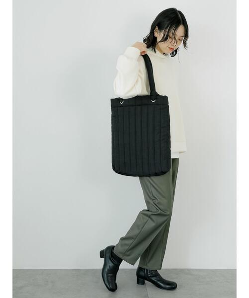 Samansa Mos2 blue（サマンサモスモスブルー）の「2WAYハンドルキルティングトート（ハンドバッグ・レディース・ブラック/キナリ/パープル・F）」の12枚目の写真