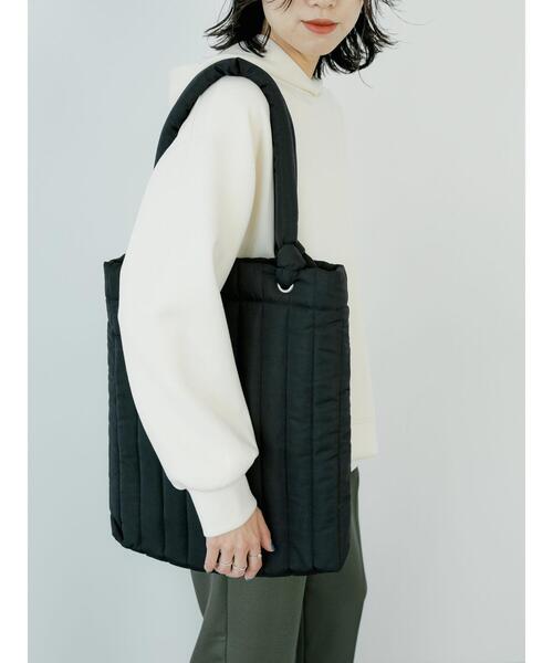 Samansa Mos2 blue（サマンサモスモスブルー）の「2WAYハンドルキルティングトート（ハンドバッグ・レディース・ブラック/キナリ/パープル・F）」の14枚目の写真