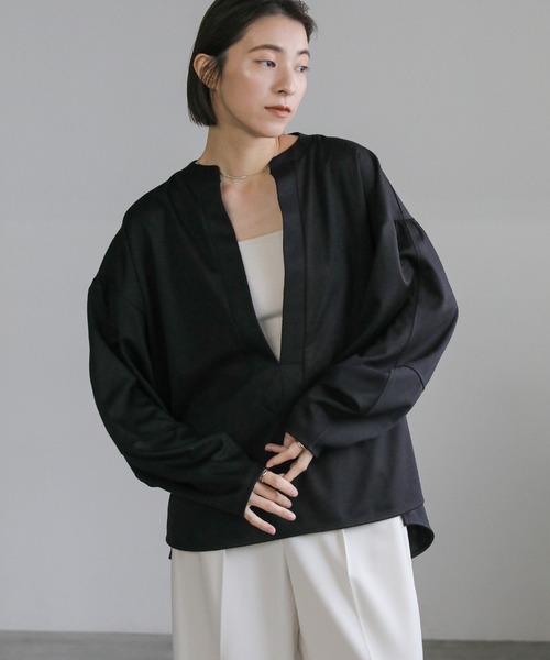 select MOCA（セレクトモカ）の「キーネックランタンスリーブプルオーバー（Tシャツ/カットソー・レディース・ブラック/ベージュ・FREE）」の6枚目の写真