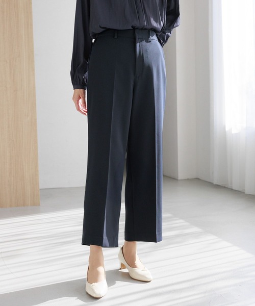 Elura(エルーラ)の「<セレモニーでもお仕事でも使える!>映えラクワイドパンツ(その他パンツ・レディース・ネイビー/ホワイト/ブラック・LARGE/MEDIUM/SMALL)」の1枚目の写真