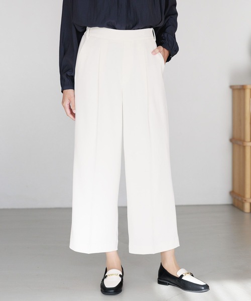 Elura(エルーラ)の「<セレモニーでもお仕事でも使える!>映えラクワイドパンツ(その他パンツ・レディース・ネイビー/ホワイト/ブラック・LARGE/MEDIUM/SMALL)」の22枚目の写真