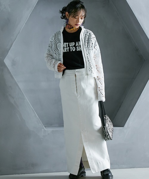 GEVS.（ジェイヴィス）の「＜大きいサイズ＞ フロントジップデニムマキシタイトスカート GEVS.（スカート・レディース・ブラック系/ホワイト系・L/LL/3L/4L/5L）」の17枚目の写真
