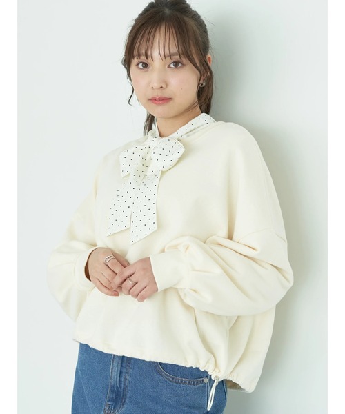 earth music&ecology(アースミュージックアンドエコロジー)の「裏毛ドロストプルオーバー(Tシャツ/カットソー・レディース・イエロー/コーラル/アイボリー/ブルー/オートミール・FREE)」の2枚目の写真