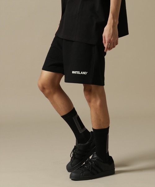 WHITELAND(ホワイトランド)の「【WEB&DEPOT限定】WHITELAND/ホワイトランド/OWL/LOGO SWT SHORTS/ロゴ スウェットショーツ(スウェットパンツ・メンズ・ブラック/ホワイト/カーキ・M/S/L)」の2枚目の写真