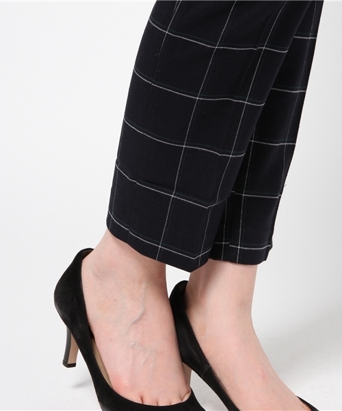 ROSE BUD（ローズバッド）の「LPT-15211 W/ELASTIC TAPERED PANTS（その他パンツ・レディース・ブラック/ネイビー・ONE SIZE）」の9枚目の写真