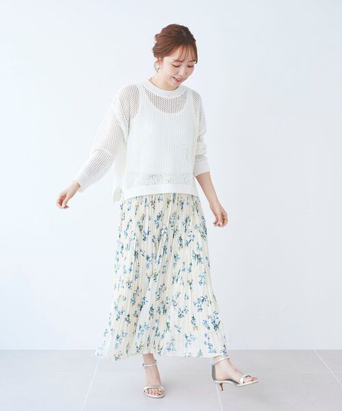 le.coeur blanc(ルクールブラン)の「サテンプリントランダムプリーツスカート(スカート・レディース・ブルー系その他4/ホワイト系その他2・38)」の8枚目の写真
