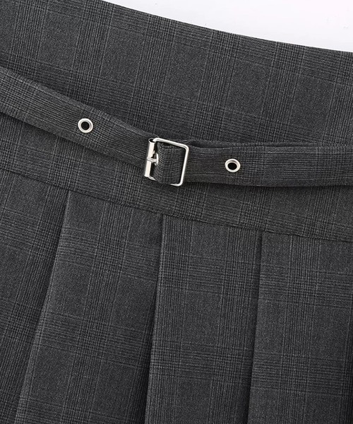 Chick（チック）の「BELT PLEATS MINI SKIRT / ベルトプリーツミニスカート（スカート・レディース・チャコールグレー/ブラック系その他/グレー系その他/ブラック/ライトグレー・M/S/XS）」の6枚目の写真