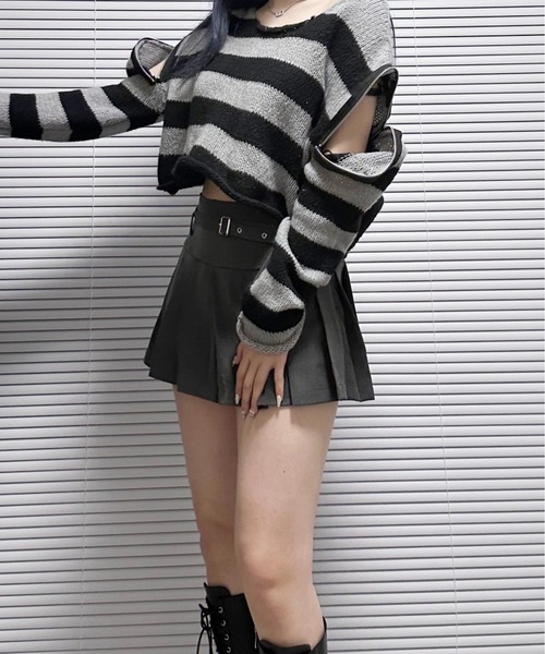 Chick（チック）の「BELT PLEATS MINI SKIRT / ベルトプリーツミニスカート（スカート・レディース・チャコールグレー/ブラック系その他/グレー系その他/ブラック/ライトグレー・M/S/XS）」の17枚目の写真