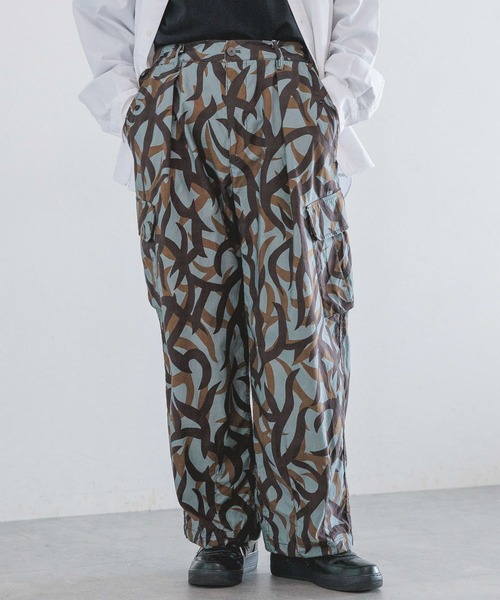 RAGEBLUE（レイジブルー）の「カモフラージュ柄/総柄ミリタリールーズカーゴパンツ/パラシュートパンツ（カーゴパンツ・メンズ・グレー系その他/ベージュ系その他/ブラウン系その他・MEDIUM/LARGE）」の5枚目の写真