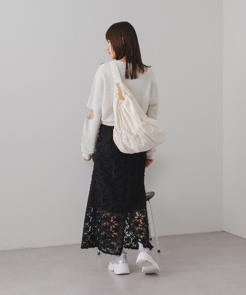 Kastane（カスタネ）の「【2024SSアイテム】カットアウト裏毛スウェット（スウェット・レディース・グレー/アイボリー・FREE）」の20枚目の写真