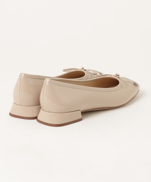 Clarks（クラークス）の「Ubree15 Step / ウブリー15ステップ (サンドパテント)（バレエシューズ・レディース・ベージュ・UK3/UK3.5/UK4/UK4.5/UK5/UK5.5/UK6）」の2枚目の写真
