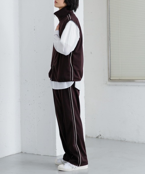 SENSE OF PLACE by URBAN RESEARCH(センスオブプレイスバイアーバンリサーチ)の「トラックジャージラインベスト(ベスト・メンズ・ブラック/ブラウン・MEDIUM/LARGE)」の16枚目の写真