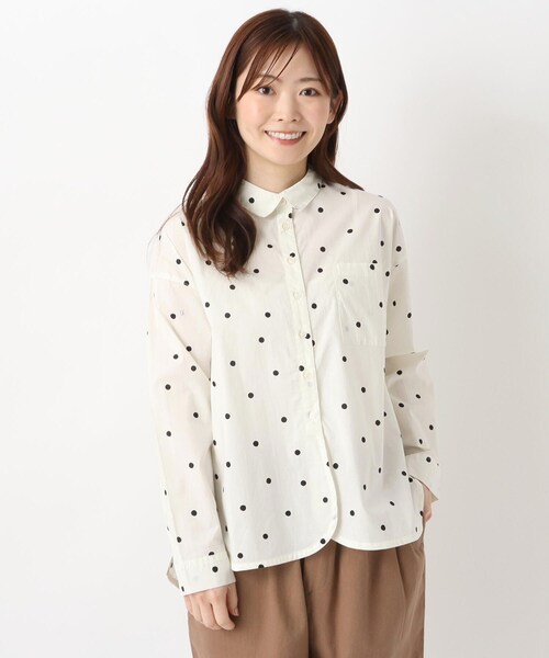 one'sterrace(ワンズテラス)の「ドットプリントシャツ(シャツ/ブラウス・レディース・アイボリー系8/ブラック系8・02)」の2枚目の写真