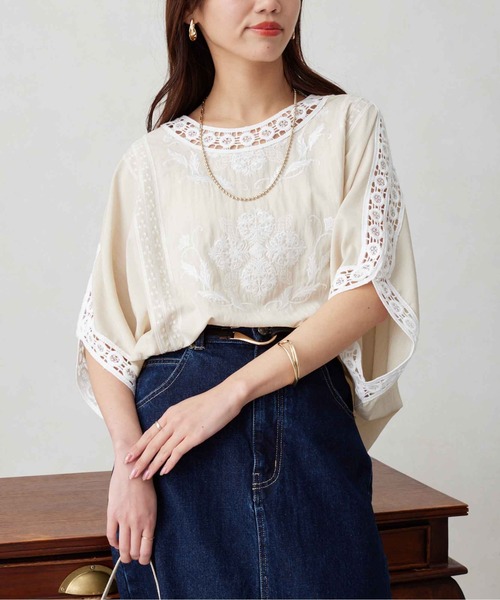 Chez toi(シェトワ)の「ボタニカル刺繍ドルマンプルオーバー(シャツ/ブラウス・レディース・ベージュ/チャコールグレー/ライトベージュ・FREE)」の9枚目の写真