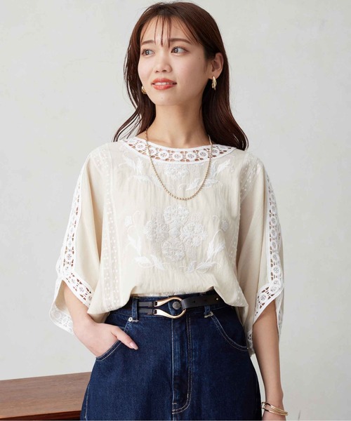 Chez toi(シェトワ)の「ボタニカル刺繍ドルマンプルオーバー(シャツ/ブラウス・レディース・ベージュ/チャコールグレー/ライトベージュ・FREE)」の7枚目の写真
