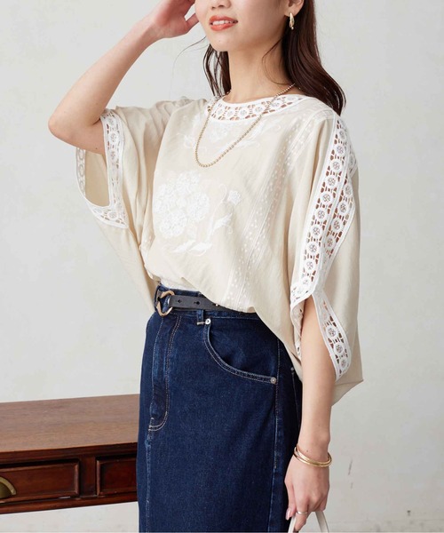 Chez toi(シェトワ)の「ボタニカル刺繍ドルマンプルオーバー(シャツ/ブラウス・レディース・ベージュ/チャコールグレー/ライトベージュ・FREE)」の6枚目の写真