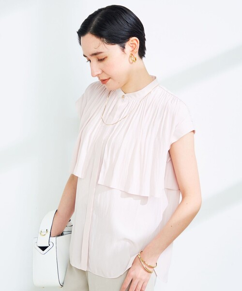 NOLLEY’S Sophi(ノーリーズソフィ)の「割織ケープギャザーブラウス(シャツ/ブラウス・レディース・チャコールグレー/オフホワイト/ベビーピンク/ベージュ・38/36)」の4枚目の写真