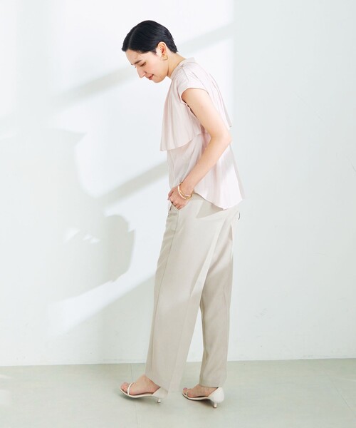 NOLLEY’S Sophi(ノーリーズソフィ)の「割織ケープギャザーブラウス(シャツ/ブラウス・レディース・チャコールグレー/オフホワイト/ベビーピンク/ベージュ・38/36)」の8枚目の写真