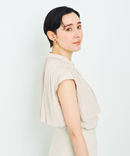 NOLLEY’S Sophi(ノーリーズソフィ)の「割織ケープギャザーブラウス(シャツ/ブラウス・レディース・チャコールグレー/オフホワイト/ベビーピンク/ベージュ・38/36)」の22枚目の写真