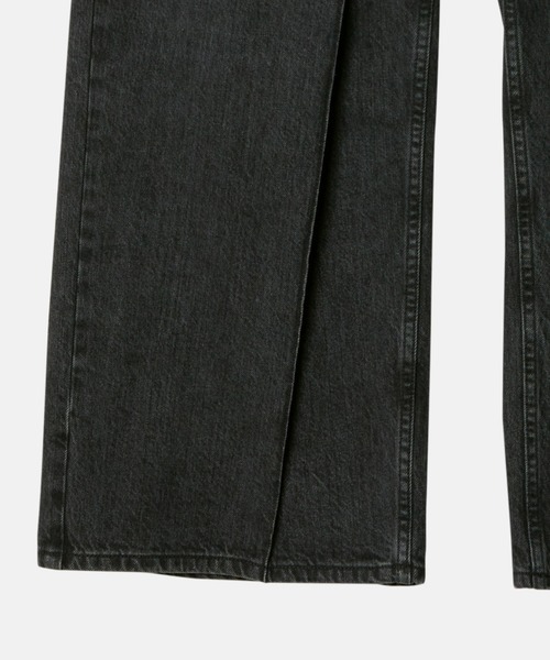 LE CIEL BLEU（ルシェルブルー）の「フロントタックワイドデニムパンツ / Front Tuck Wide Denim Pants（デニムパンツ・レディース・ブラック・38/36/34）」の6枚目の写真