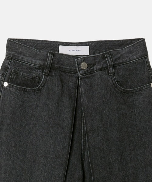 LE CIEL BLEU（ルシェルブルー）の「フロントタックワイドデニムパンツ / Front Tuck Wide Denim Pants（デニムパンツ・レディース・ブラック・38/36/34）」の5枚目の写真