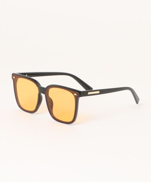 TONE SELECT GOODS（トーンセレクトグッズ）の「【urge select】カラーレンズ ウェリントン サングラス（サングラス・レディース・ブラック系2/ブラック系1/ピンク系/ホワイト系/ブラック系3・FREE）」の4枚目の写真