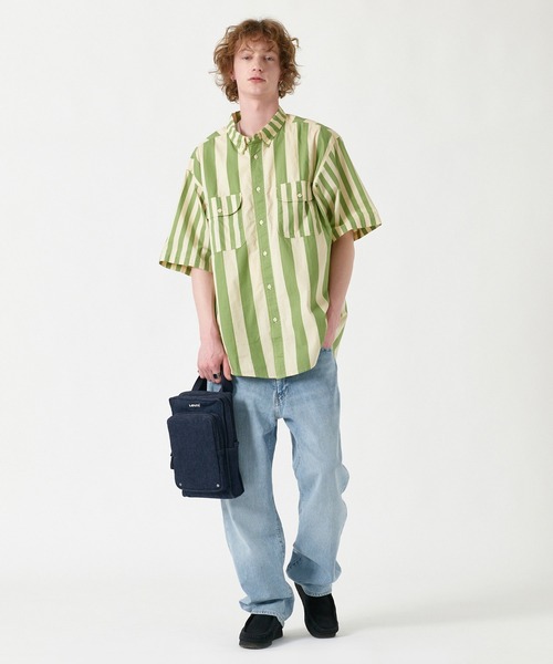 Levi's(リーバイス)の「Levi's/リーバイス ジップ スリング バッグ ネイビー(ボディバッグ/ウエストポーチ・メンズ・ダークインディゴブルー・OS)」の8枚目の写真