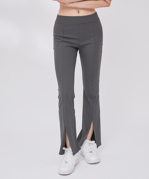 NERGY（ナージー）の「【UV & 水陸両用】リブフレアパンツ（カーゴパンツ・レディース・ブラック/カーキ/チャコールグレー・S/M）」の7枚目の写真