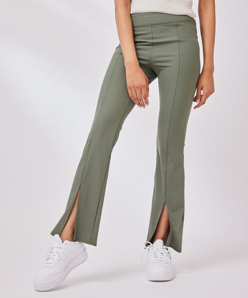 NERGY（ナージー）の「【UV & 水陸両用】リブフレアパンツ（カーゴパンツ・レディース・ブラック/カーキ/チャコールグレー・S/M）」の9枚目の写真