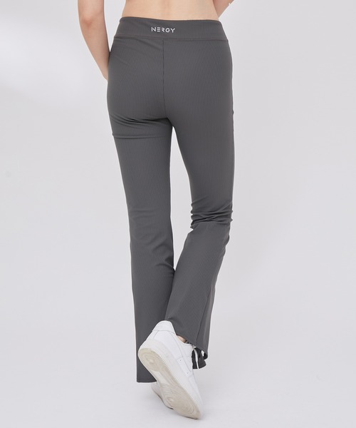 NERGY（ナージー）の「【UV & 水陸両用】リブフレアパンツ（カーゴパンツ・レディース・ブラック/カーキ/チャコールグレー・S/M）」の8枚目の写真