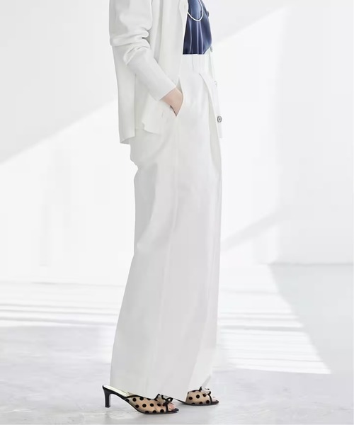 IENA（イエナ）の「《追加》チノタックワイドパンツ（チノパンツ・レディース・ベージュ/ホワイト・38/36/34）」の13枚目の写真