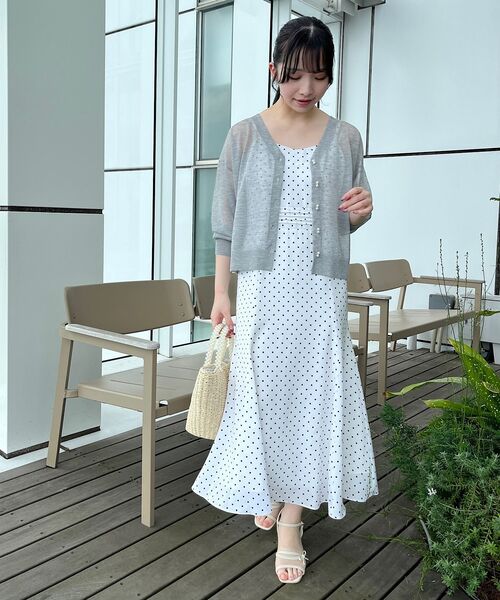 couture brooch（クチュールブローチ）の「◆新色＆追加入荷【冷房対策・日焼け対策にも◎】LEVITA／ダブルパール調釦ドロップカーディガン（カーディガン/ボレロ・レディース・オフホワイト/ブラック/ピンク/ライトグレー/ブラウン系その他/ライトイエロー系・38/42）」の15枚目の写真