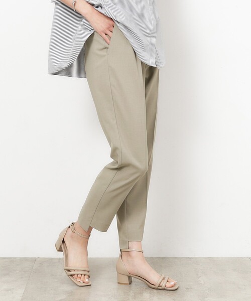 OPAQUE.CLIP（オペークドットクリップ）の「◆セットアップ対応 前後差ヘムテーパードパンツ　ストレッチリネンライク【UVケア/洗濯機洗い可】（その他パンツ・レディース・ブラック/グレー・38/40/42）」の20枚目の写真