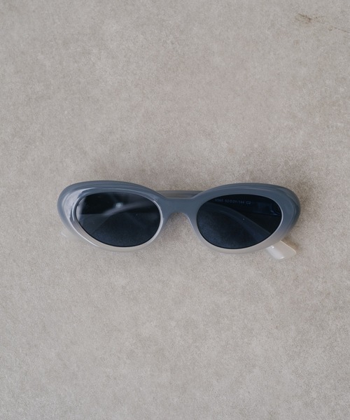 PAPILLONNER（パピヨネ）の「カラーサングラス（サングラス・レディース・オフホワイト/ブルー・FREE）」の7枚目の写真